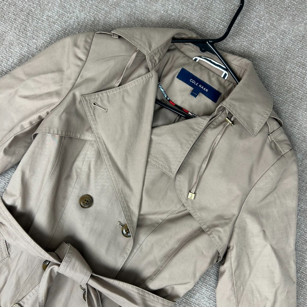 Cole Haan Trench Coat Women XS Beige Double Breasted Hooded Belted Waist Outdoor